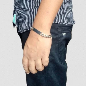 Stylish Men’s Stainless Steel Bracelet for Daily Wear